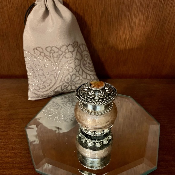 Small Glass & Silver Pill Box (Crystals, Trinkets) With Decorative Gift Pouch - Picture 8 of 16